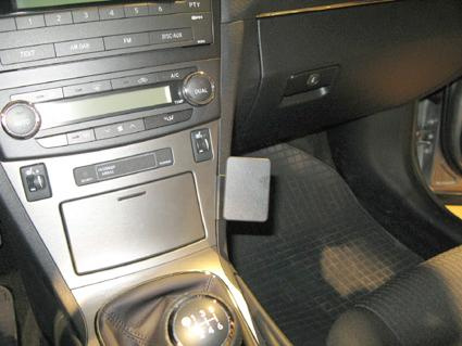 Toyota Avensis 09-15, vinklet