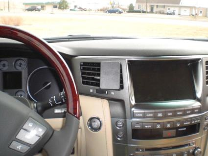 Lexus LX Serie 08-15, Sentrert