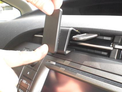 Toyota Prius 10-15, Sentrert