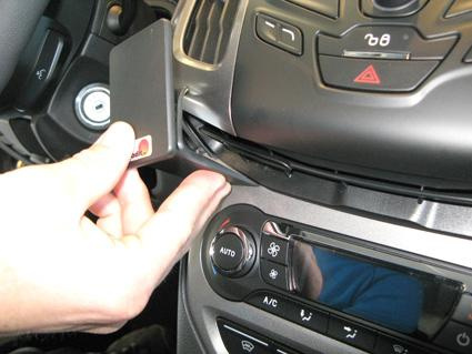 Ford Focus 11-15, Sentrert