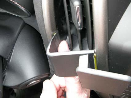 Opel Astra 10-15, Senter