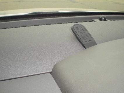 Nissan Pathfinder 10-12, Senter