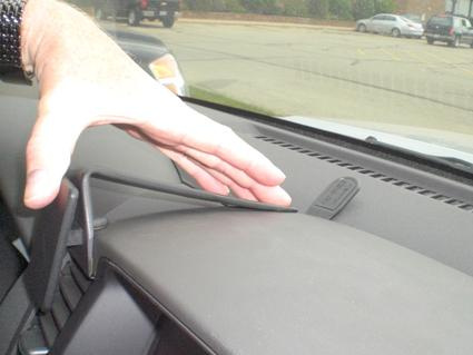 Nissan Pathfinder 10-12, Senter