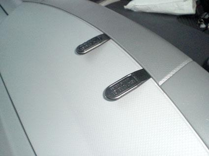 Chevrolet W-Serie 08-15, Sentrert