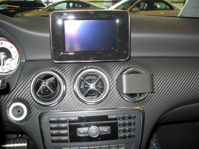 Brodit ProClip, Mercedes Benz GLA-Klasse 13-19