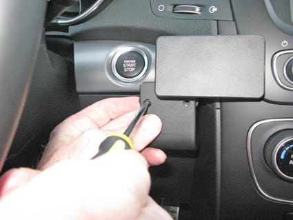 Kia Sorento 13-14, Sentrert