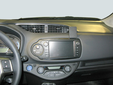 Toyota Yaris 15-, Sentrert, Høyre