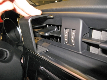 Brodit ProClip, Toyota Auris/Auris Full Hybrid/Corolla 16-19