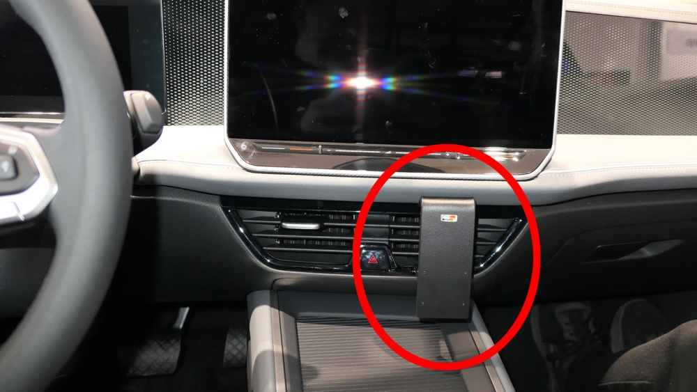 Brodit ProClip, Volkswagen Passat 24-26