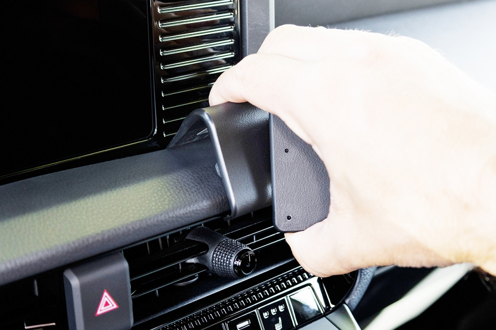 Brodit ProClip, Toyota LandCruiser 250 24-26