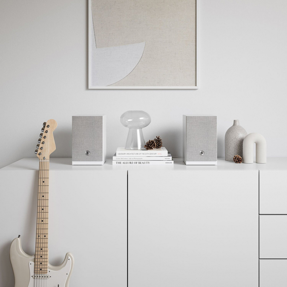 Audio Pro A28 W aktive stativhøyttalere med Wi-Fi, hvit