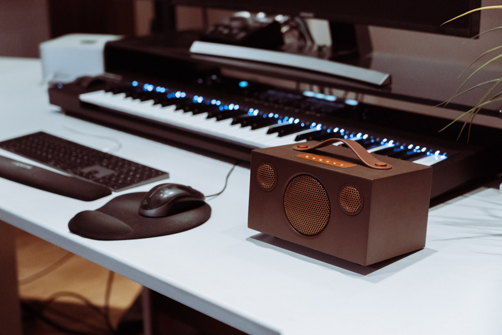 Audio Pro Addon T3+ Bluetooth-høyttaler, Stone