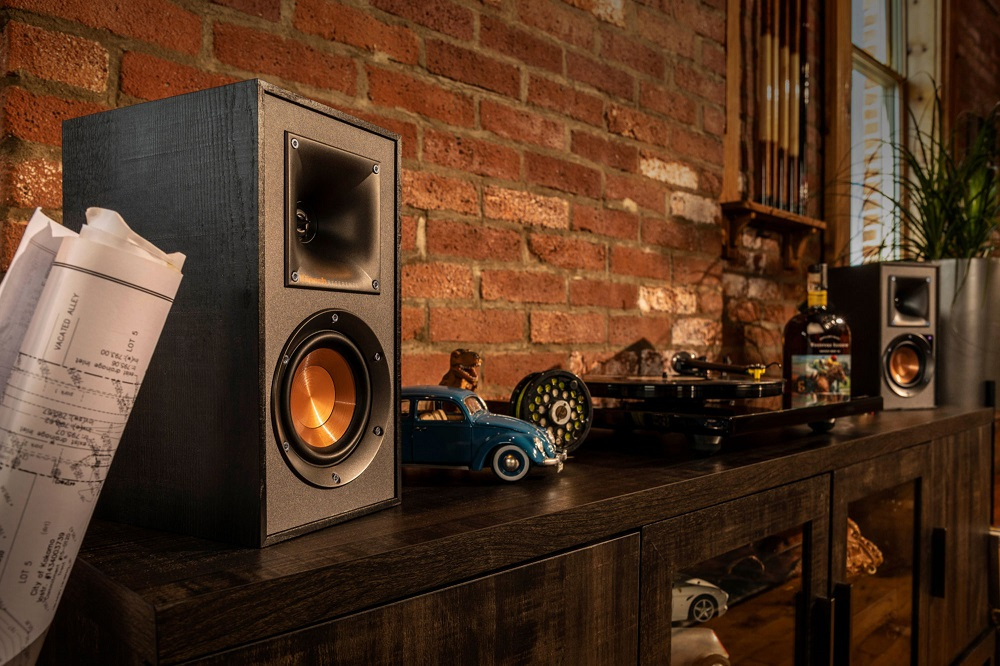 Klipsch R-41PM aktiv høyttalere med Bluetooth, svart par
