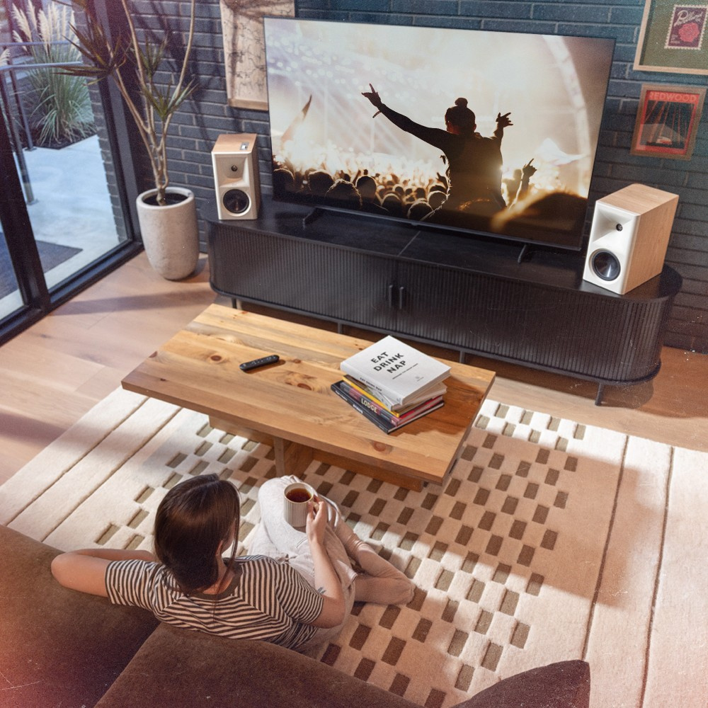 Klipsch The Fives II aktive streaminghøyttalere med HDMI og Dolby Atmos, par i eik