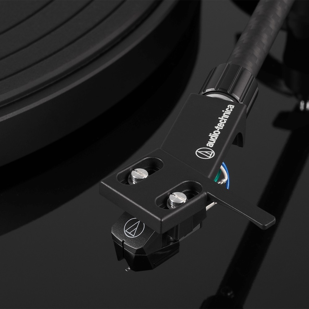Audio-Technica AT-LPW50PB platespiller med AT-VM95E-pickup, svart