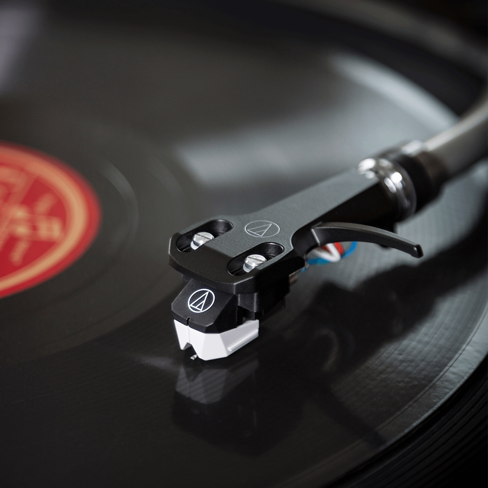 Audio Technica AT-VM95SP/H 78-omdr. pickup med headshell
