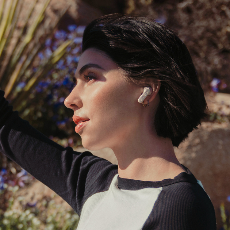 Urbanista Phoenix solcelledrevne true wireless-hodetelefoner, Desert Rose