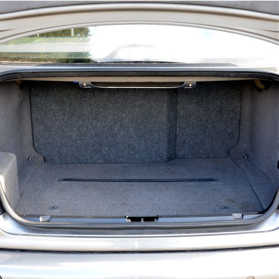 Basskasse BMW 5-serie E39 Sedan 94-04