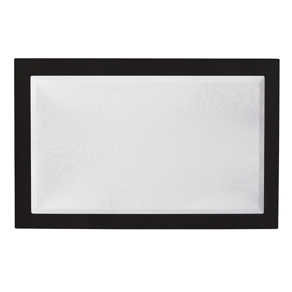 DLS Flatsub 8.2 vegghengbar aktiv subwoofer, matt svart