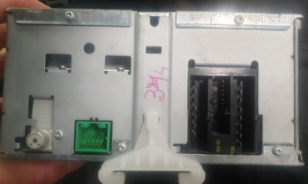 ISO-Kontakt Ford 1993-2008, Mazda