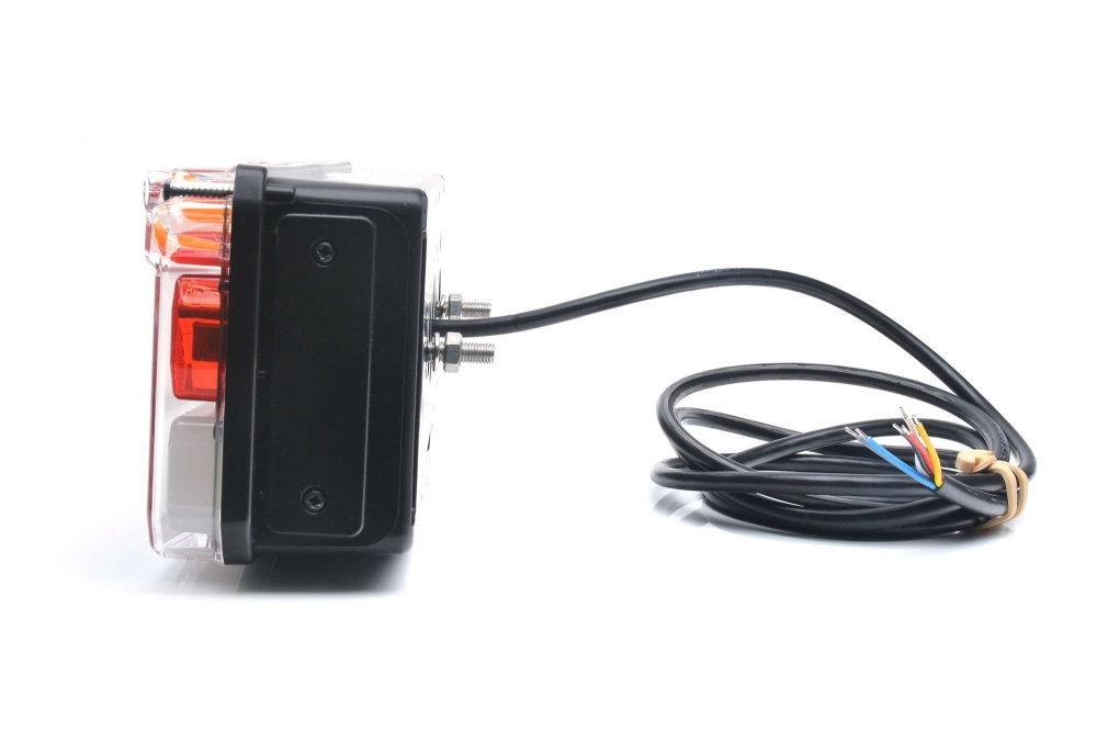 Strands Baklykt Venstre Heng,12-24V Dc, 5 Funk. Ip56. E-Godkjent