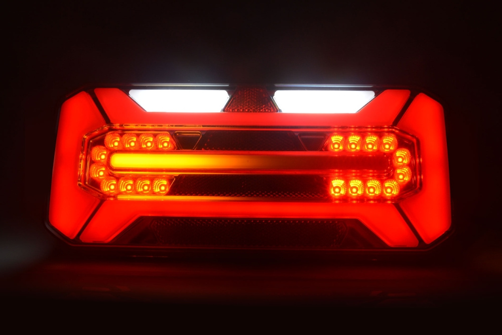 Strands Baklys 5 Funk. LED - Høyre,12-24V DC, Dynamisk Blink., Ip66/68