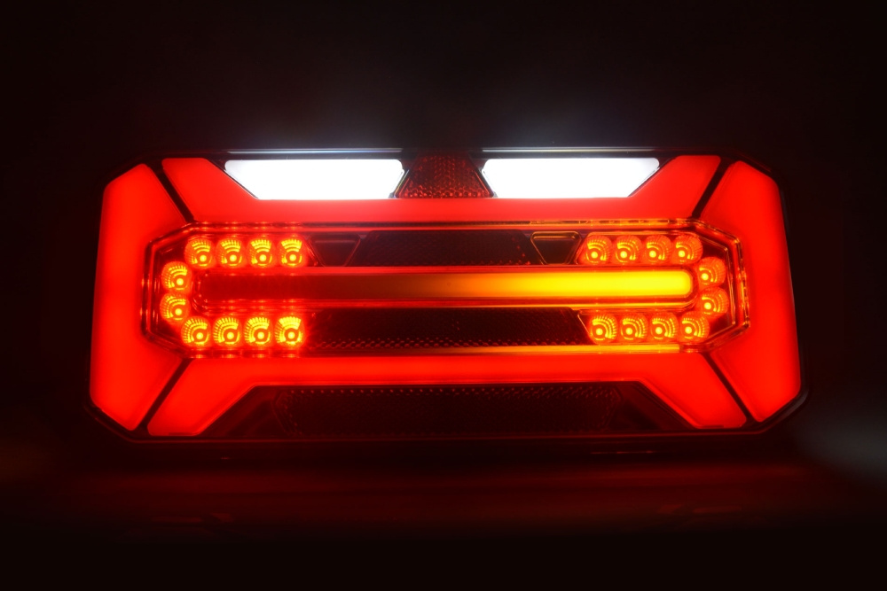 Strands Baklys 5 Funk. LED - Venstre,12-24V Dc, Dynamisk Blink., Ip66/68