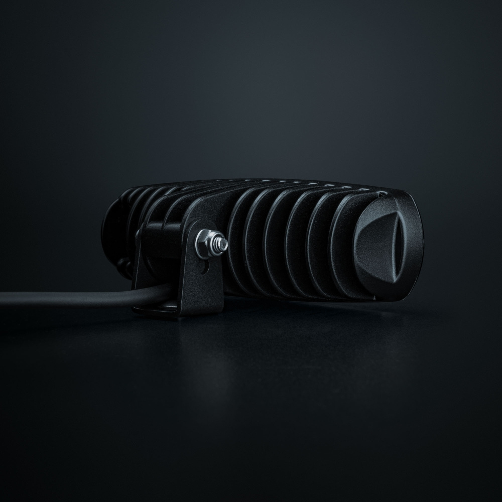 Strands NUUK E-Line Svart R 13W