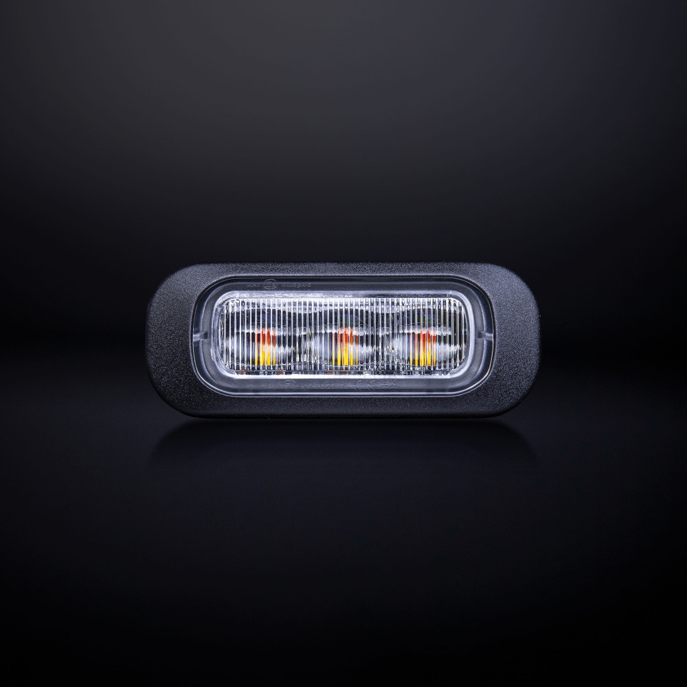 Strands Dark Knight Riktat Blixtlys Orange 3 LED Klar Linse