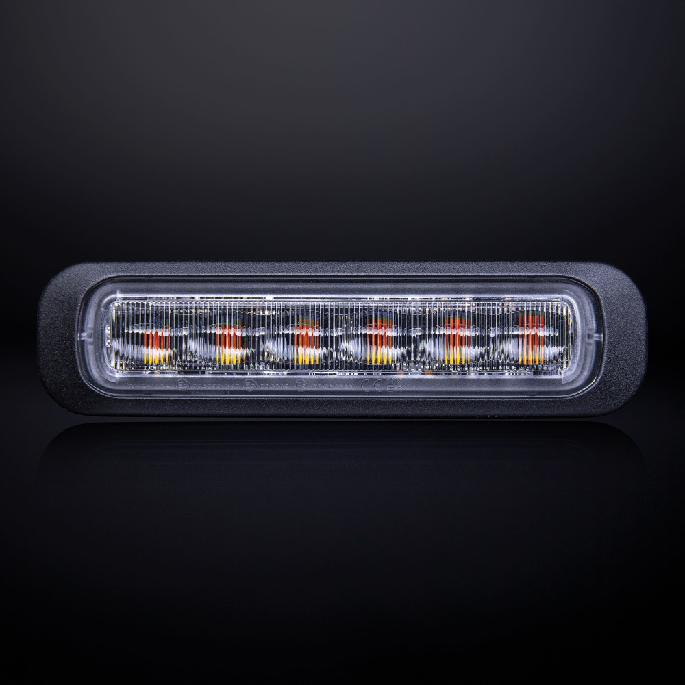 Strands Dark Knight Riktat Blixtlys Orange 6 LED Klart Linse