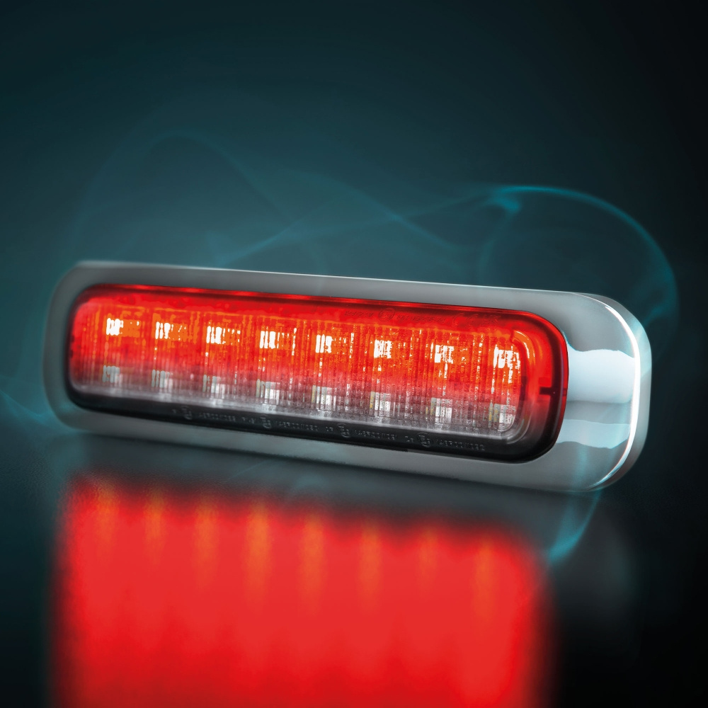 Strands Dark Knight Tre funksjoner baklykt, røkt linse