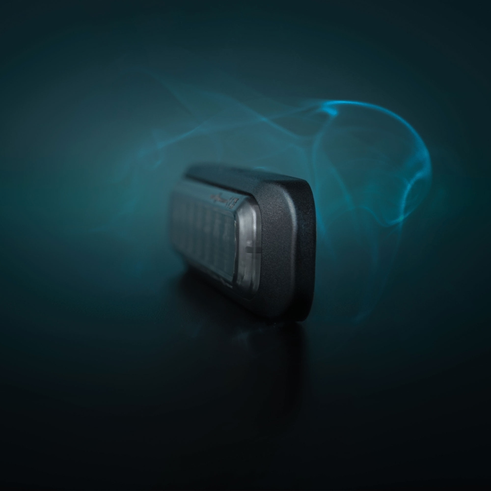 Strands Dark Knight Tre funksjoner baklykt, røkt linse