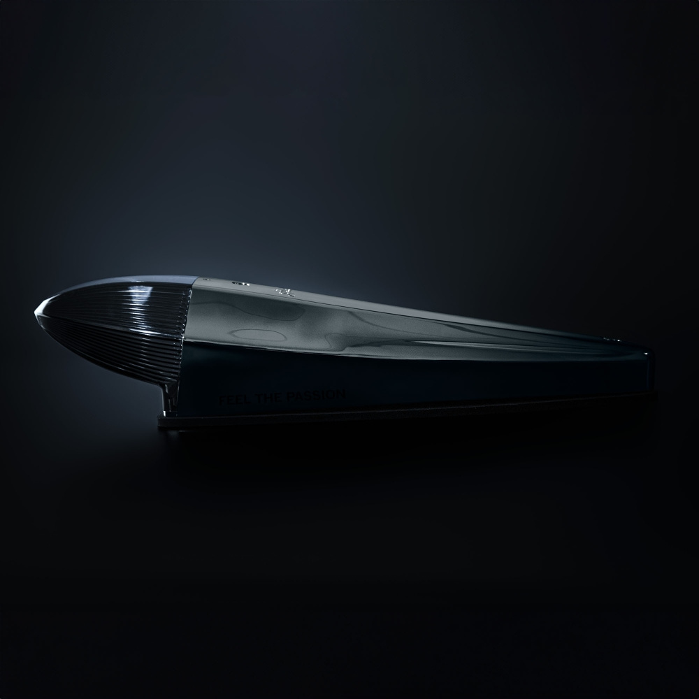 Strands Ize LED svart kule torpedo lampe