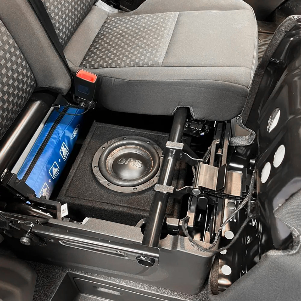 GAS MAX B1-16NI1, rå 6.5 tommers basskasse til Nissan NV200/e-NV200