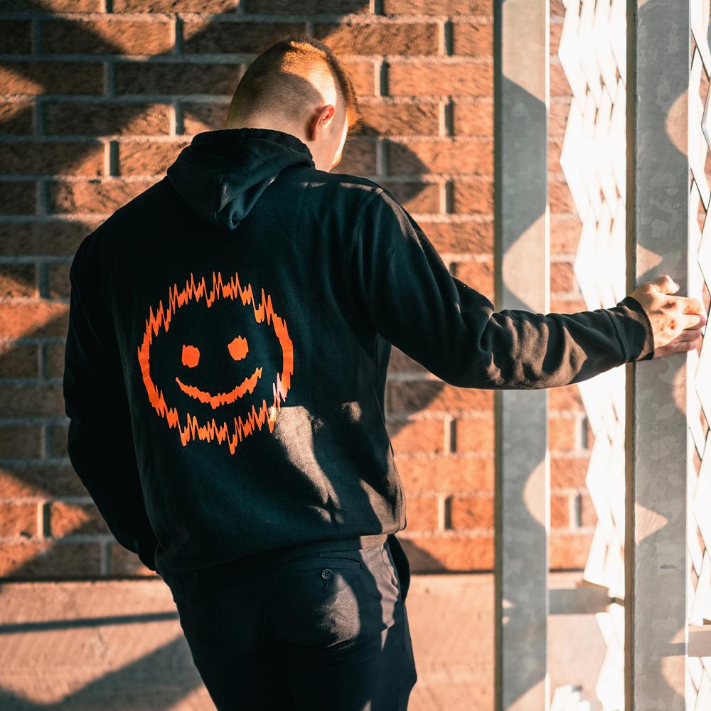 Svart GAS-hettegenser med Shaky, small