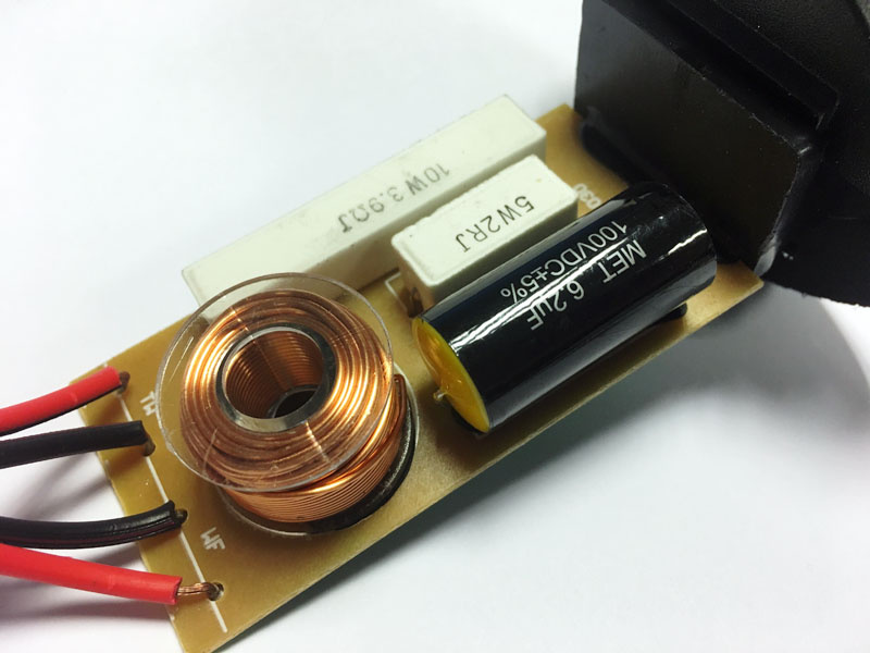 Høyttalerterminal med 2veis delingsfilter