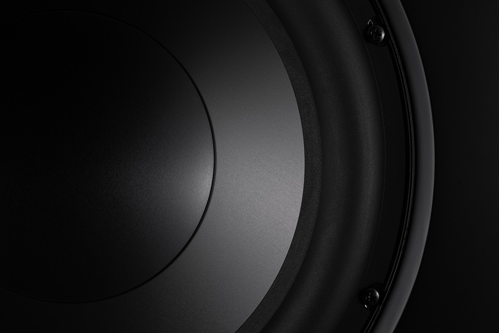 Dynavoice Challenger CSB-V15 aktiv subwoofer, hvit