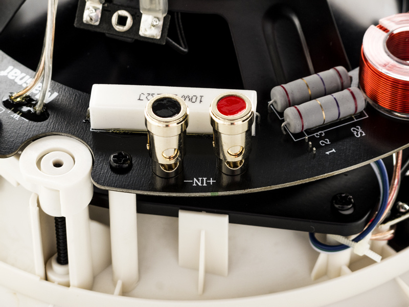 Magnat Interior ICQ62 installasjonshøyttaler for tak, stykk