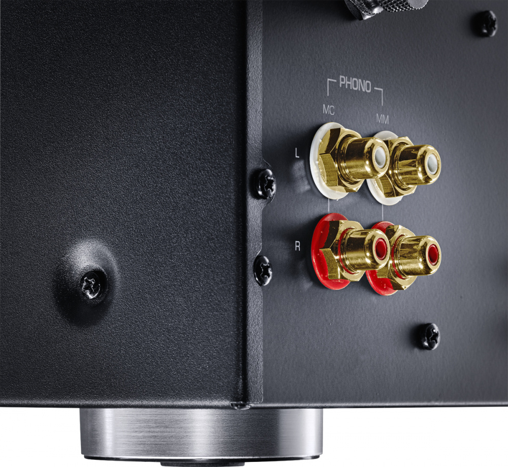 Magnat MA900R stereoforsterker med Bluetooth, DAC og RIAA, svart