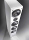 MAGNAT SHADOW 209, HVIT MED PIANOLAKKET FRONT MAGNAT SHADOW 209, HVIT MED PIANOLAKKET FRONT