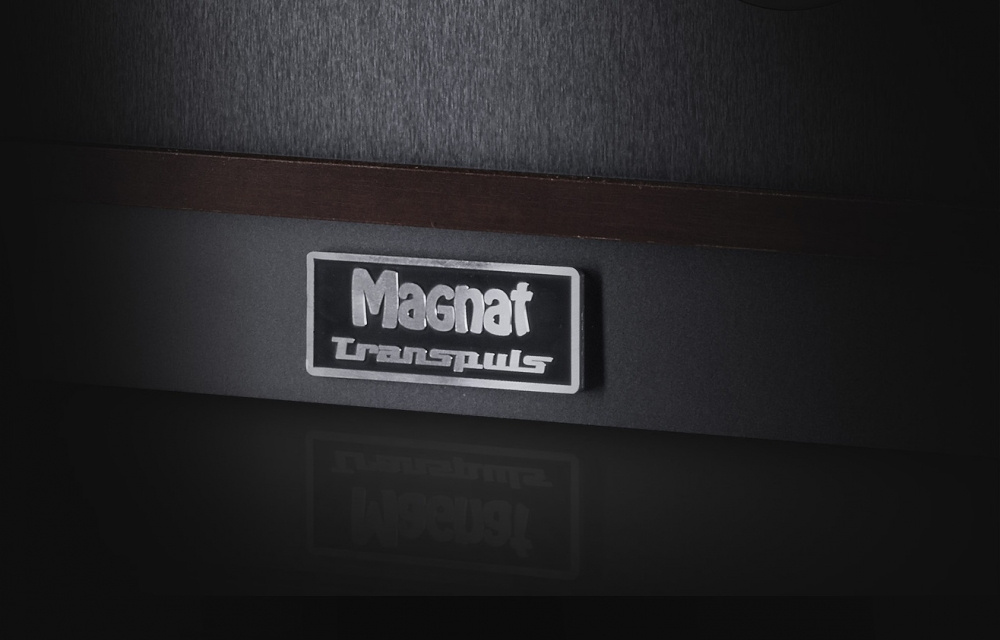 Magnat Transpuls 1500 gulvhøyttaler i retrodesign