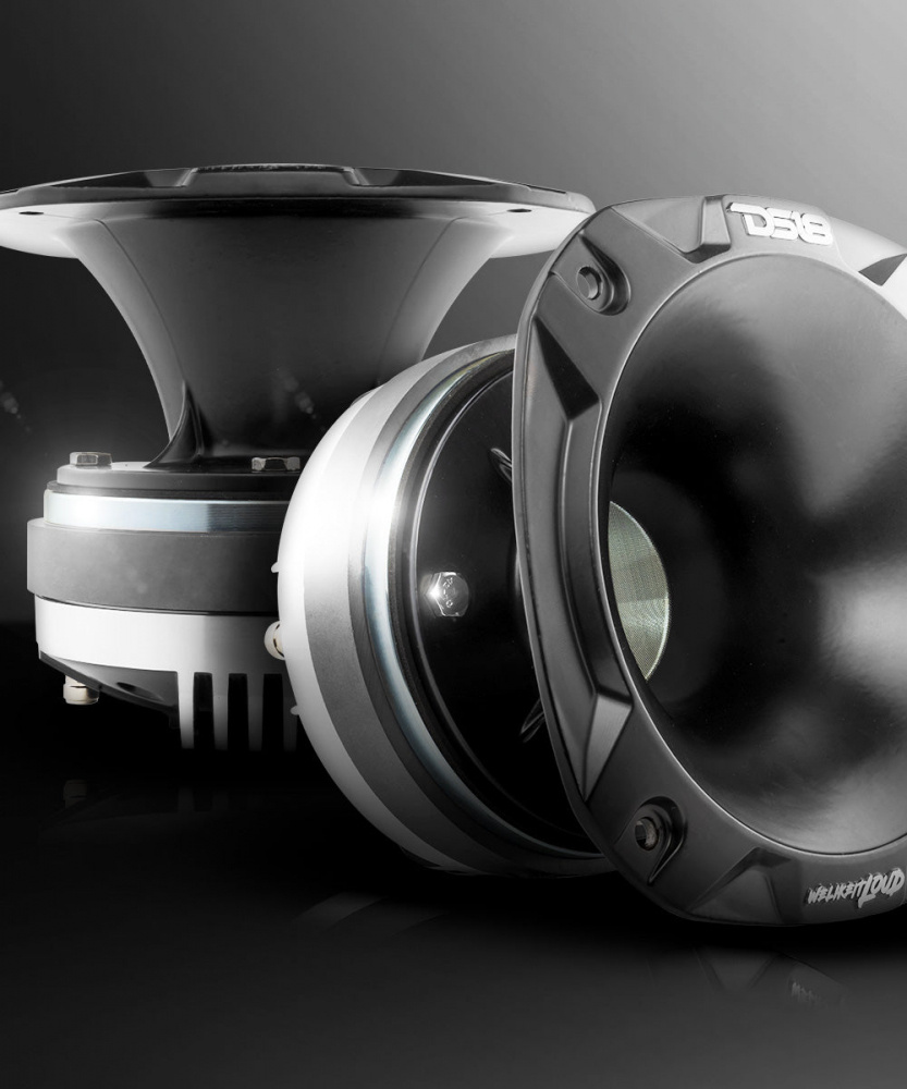 DS18 PRO-DKH1FS, høylytt 2-tommers fenoldriver med slankt horn