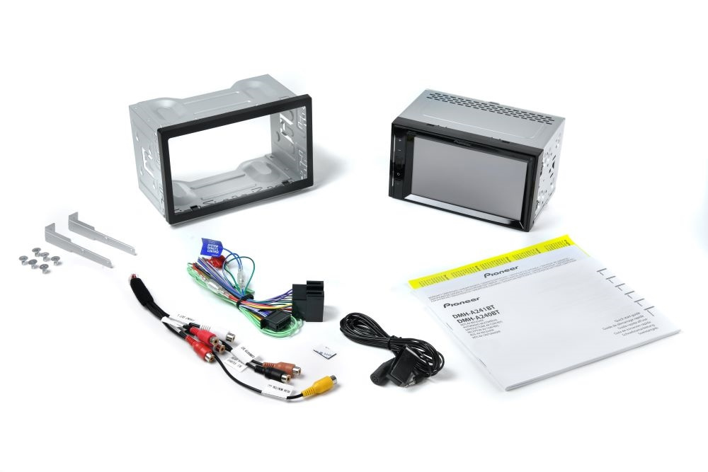 Pioneer DMH-A240BT & Bass Habit PLAY-høyttalere